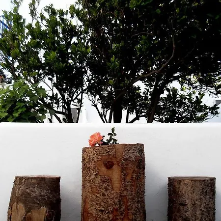 מלון Helliniko (adults Only) 2*