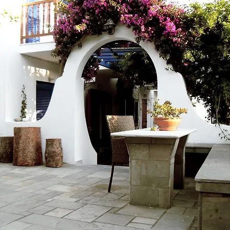 Helliniko (adults Only) מלון 2*