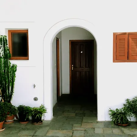 Отель Helliniko (adults Only)